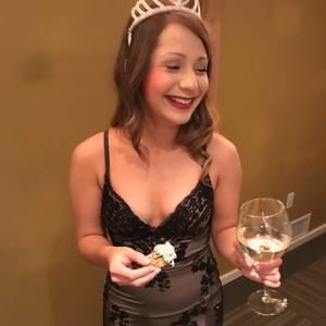 Meet your Posher, Gina